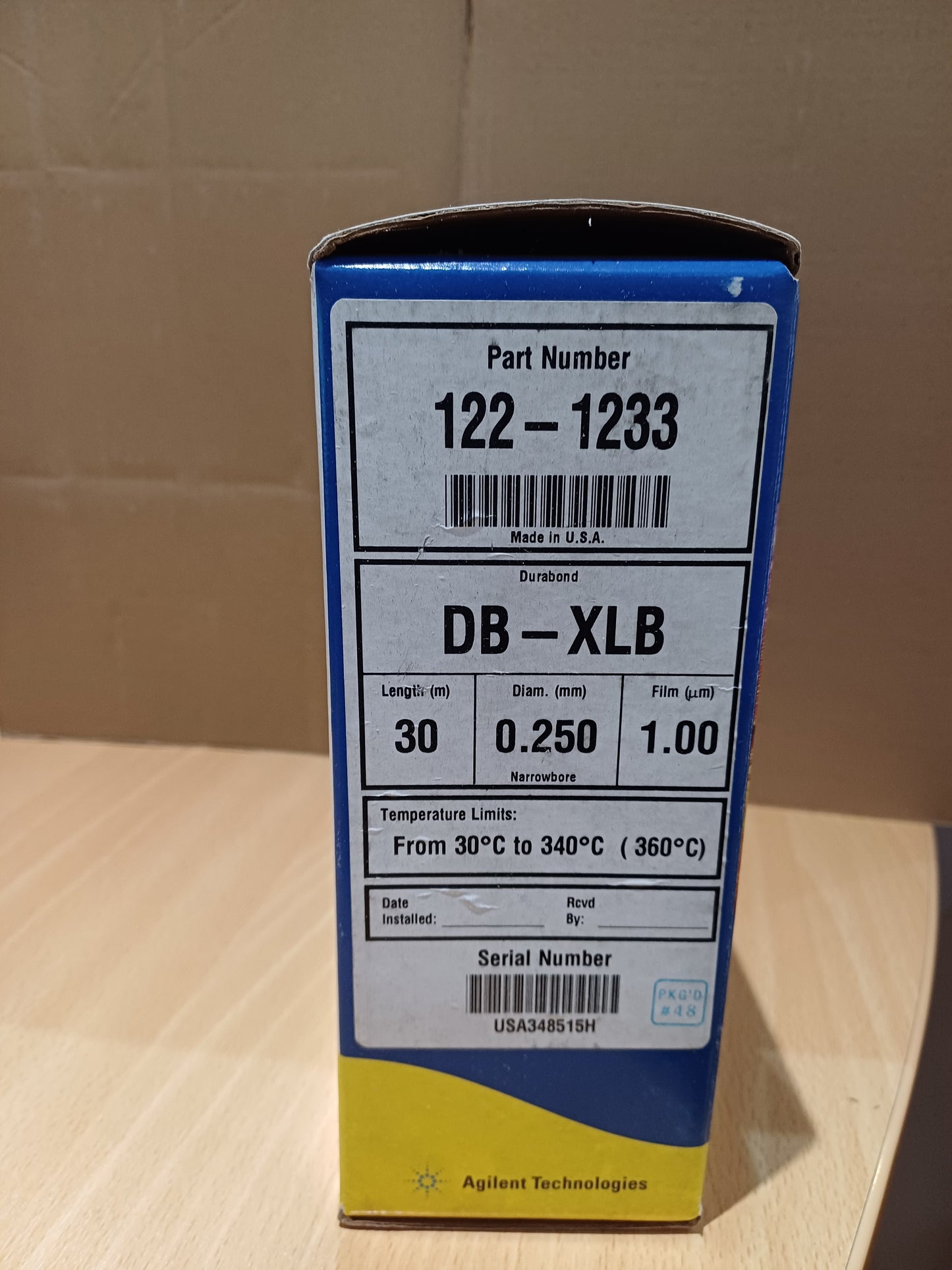 122-1233 Agilent, J&W DB-XLB GC Column, 30 m, 0.25 mm, 1.00 µm, 7 inch cage